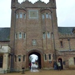 main entrance  from courtyard